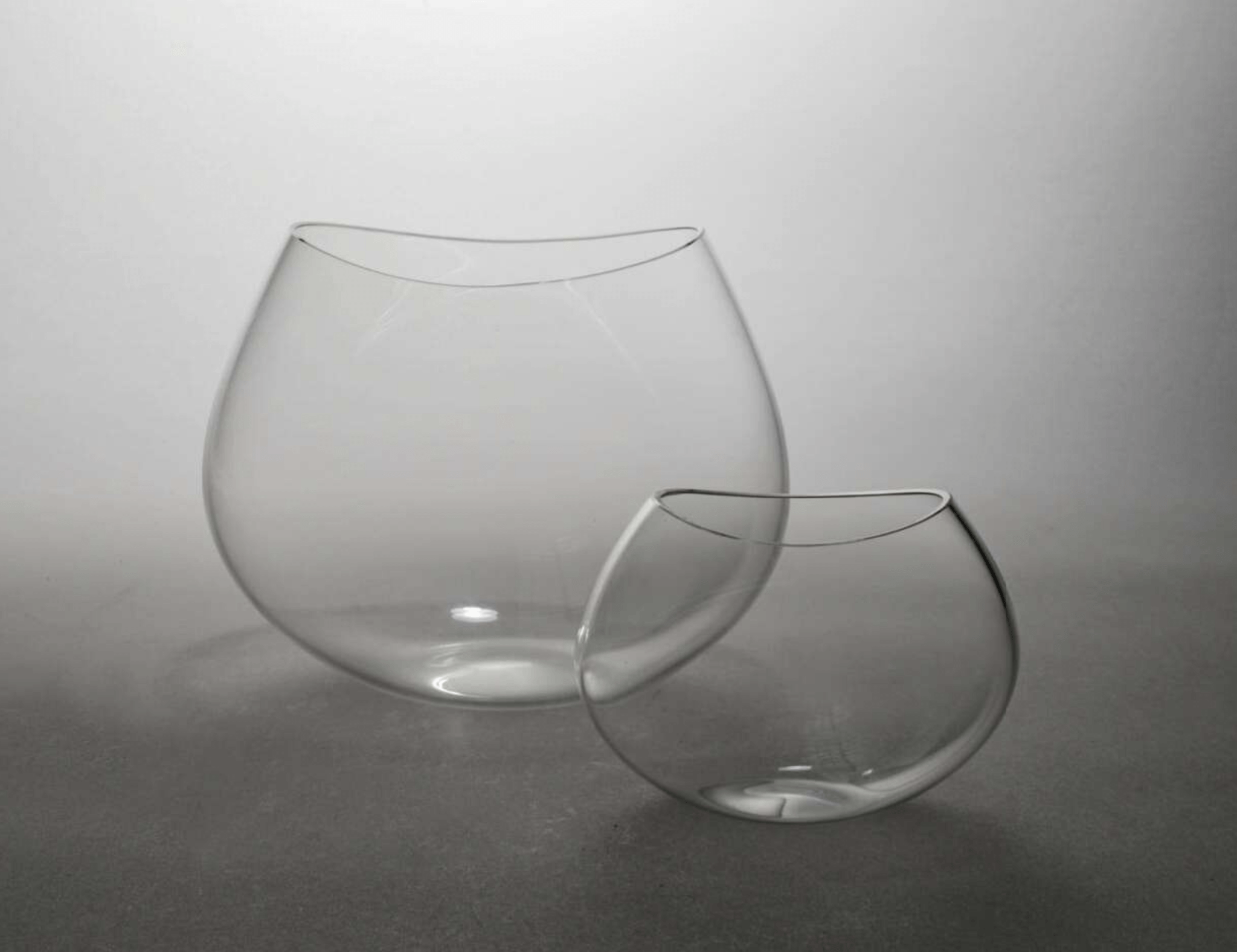 The Luminary Craft of Nils Landberg: A Testament to Swedish Glass Artistry